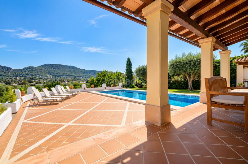 Foto 435f2a1a-5fa5-4097-bf5c-c999fe3b221d. Rent country house with fireplace heating parking pool in Andratx