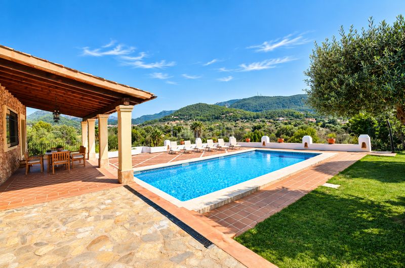 Foto 9d87e2b6-5f03-42d2-8e9f-2d05e4eecd73. Rent country house with fireplace heating parking pool in Andratx