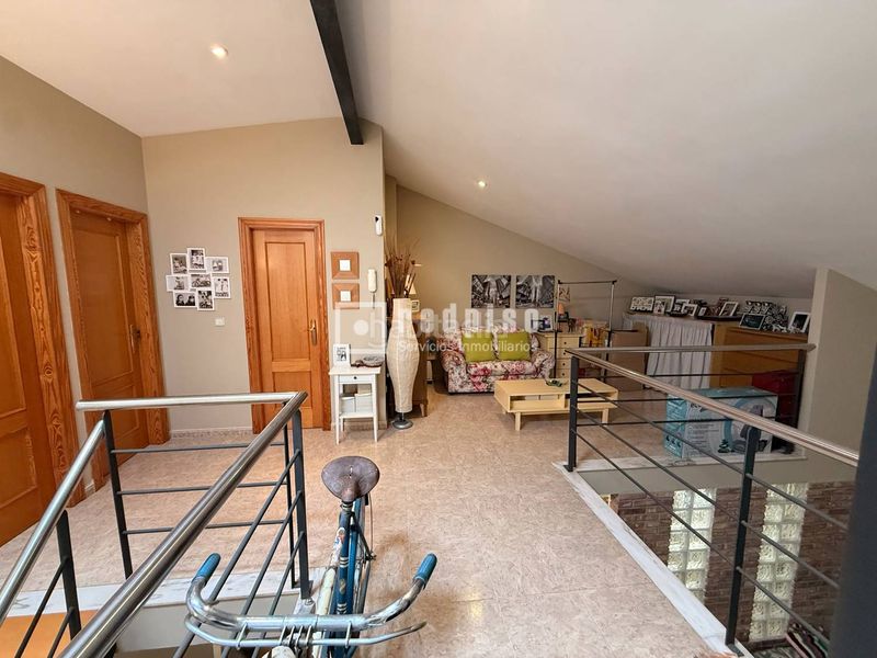 Foto b8c76254-0f40-49d3-a363-560998f4d3d8. Casa a Malva Rosa Valencia