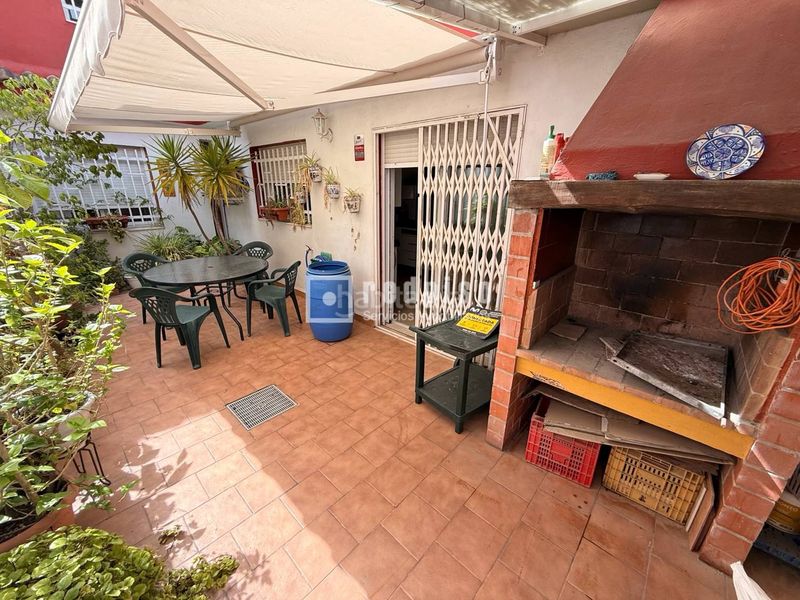 Foto d51fe3c8-22ec-4749-8b96-52dd7eed3302. Casa a Malva Rosa Valencia