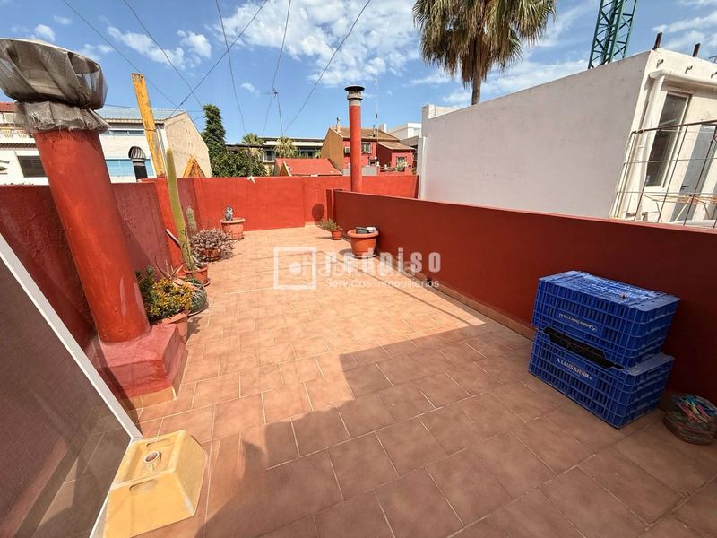 Foto d74094d0-822b-4137-afce-db0ef4ce67bb. Casa a Malva Rosa Valencia