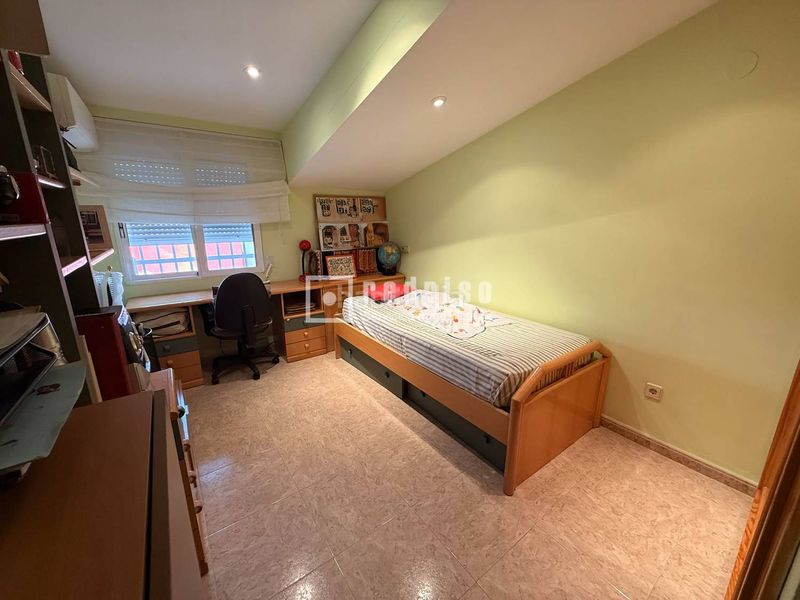 Foto db46bbbb-b551-4f0e-8463-b977eca145f3. Casa a Malva Rosa Valencia