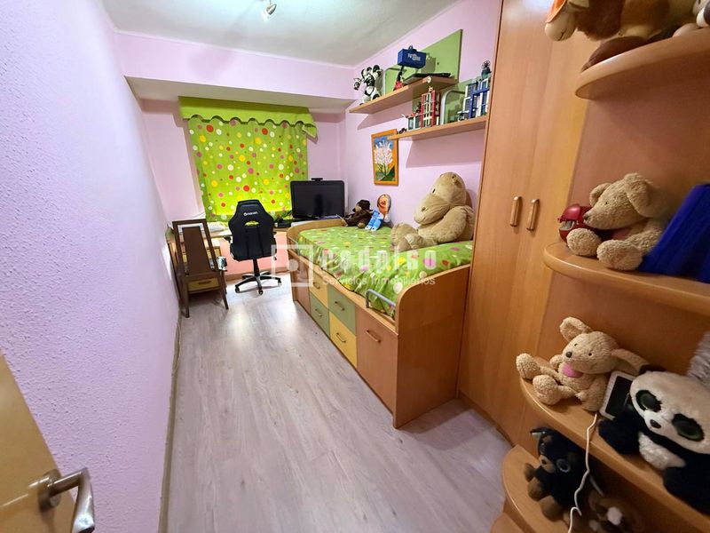 Foto a0ab2403-b428-482a-abde-203fffa7126a. Pis a Malva Rosa Valencia