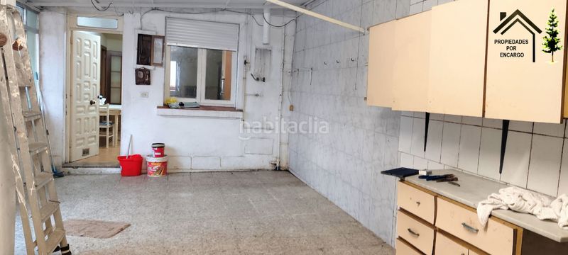 Foto 3e90cd25-7439-4d06-9ef0-7b63ac6aab81. Casa amb aparcament a Darbo Cangas