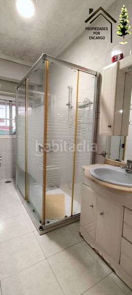 Foto d90b3260-3018-4f53-8d30-b29ebd6e8edb. Casa amb aparcament a Darbo Cangas