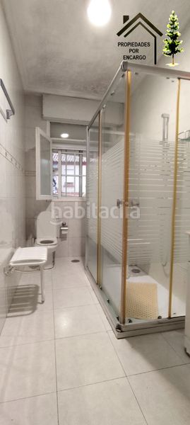 Foto f4370150-8520-405a-ade1-5f6831313d50. Casa amb aparcament a Darbo Cangas