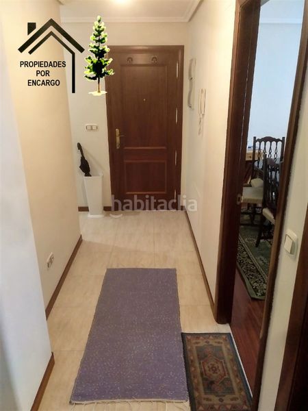 Foto cdea9bbd-fa78-42c9-9621-a3ff54287026. Piso en Coiro Cangas