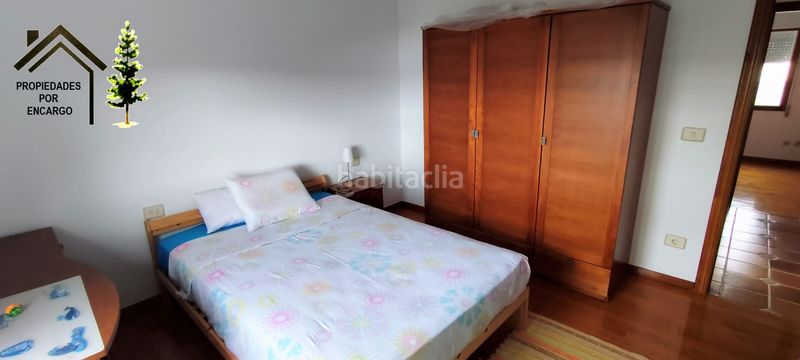 Foto 0a1605f8-cef7-4cf6-b794-3ed8cbabbdf3. Xalet amb xemeneia calefacció aparcament a Moaña