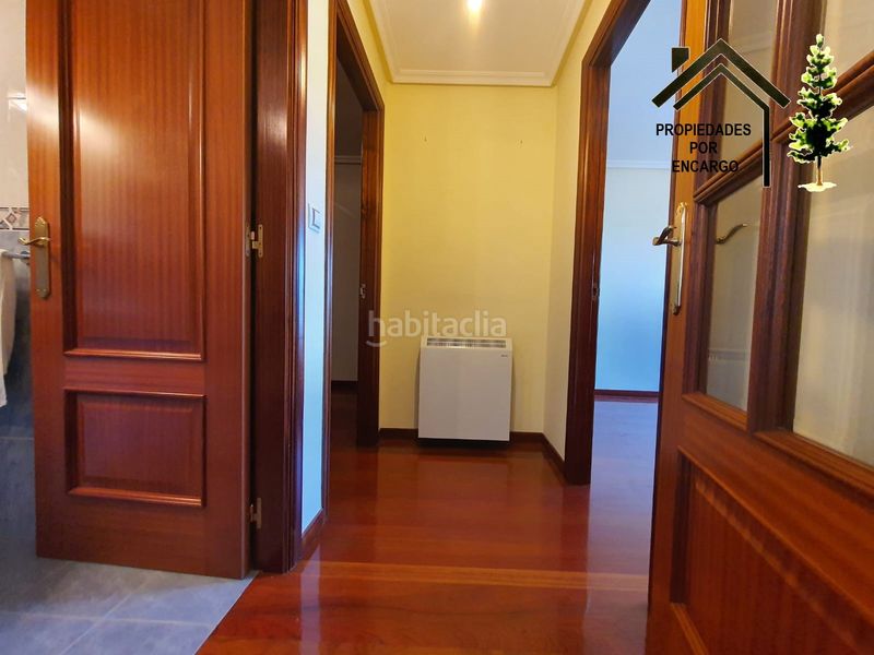 Foto 1d6404fe-46bf-4645-a53f-6b4bdf293572. Apartament amb calefacció a Moaña