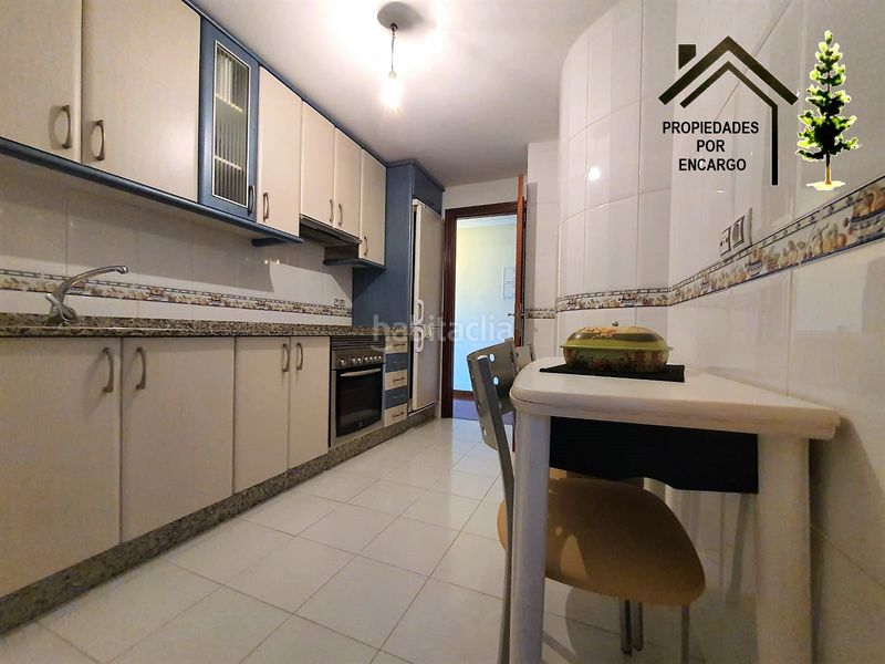 Foto f2b7d068-7ede-4e07-87c7-38c6a62cd503. Apartament amb calefacció a Moaña
