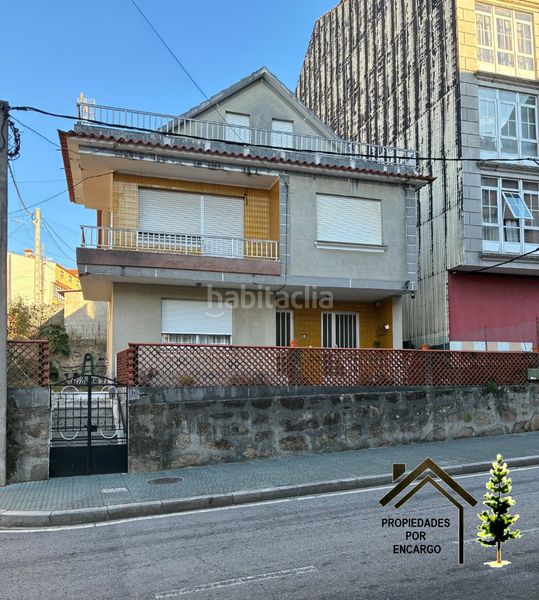 Foto 7a1fa421-1333-45d5-8bbf-7777061e1262. Casa amb xemeneia aparcament a Moaña