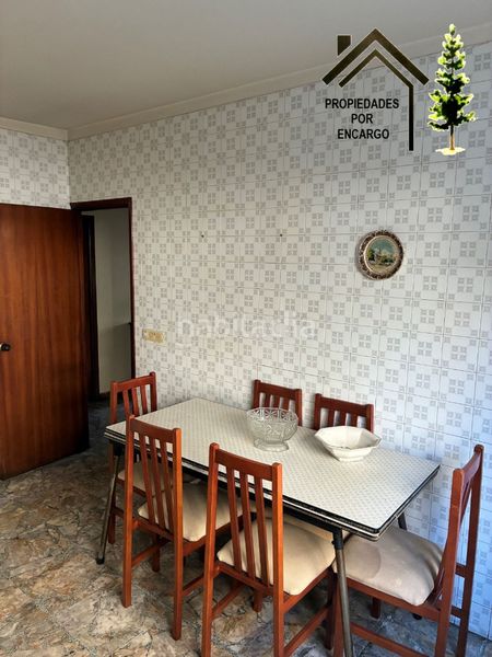 Foto 8522dc4f-5767-4d59-b25e-a510b2f02f7a. Casa amb xemeneia aparcament a Moaña