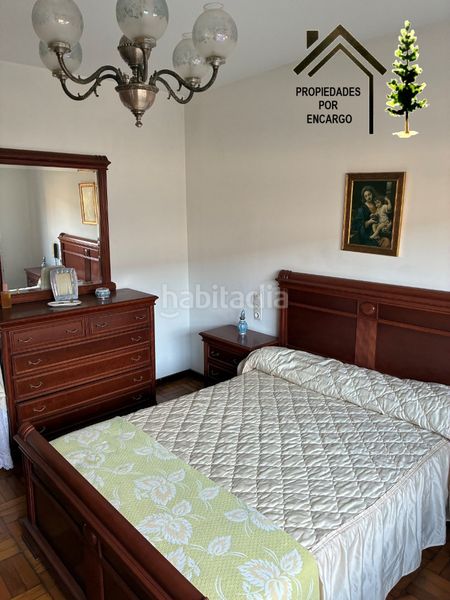 Foto d6aac66b-4b1d-4472-8fd8-86622670d80b. Casa amb xemeneia aparcament a Moaña