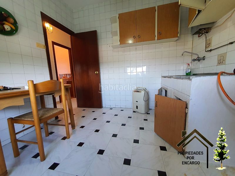 Foto d094e329-7b35-44df-8405-152fcb05219a. Casa a Darbo Cangas