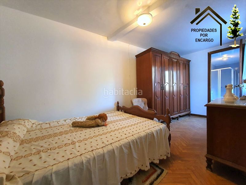 Foto 81a6220d-4818-456a-b2a2-2147e7286118. Casa amb aparcament a Coiro Cangas