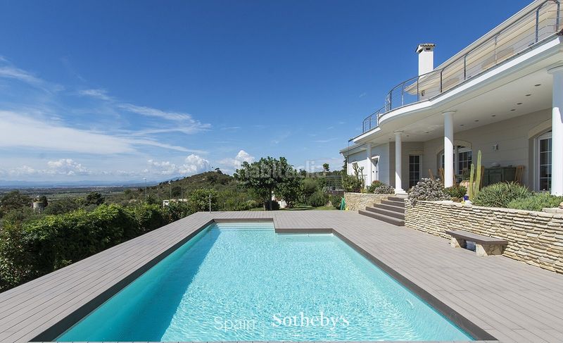 Foto f5b3afd4-6e1e-4604-9021-44113537bcd5. Casa amb calefacció aparcament piscina a Pau