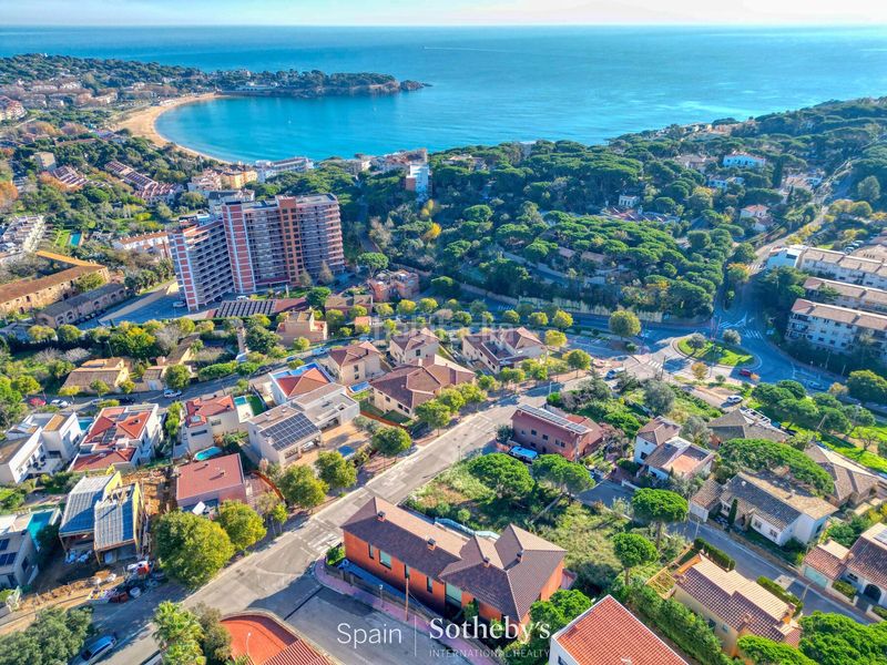 Foto f4df023d-8b52-4118-bd4b-c58c8f69b379. Casa amb calefacció aparcament piscina a Sant Pol Sant Feliu de Guíxols