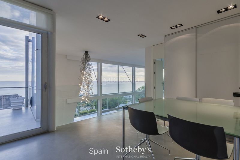 Foto bc2ff140-e2cd-44f2-8eb3-5a3e56ca873e. Casa amb calefacció aparcament piscina a Levantina - Montgavina - Quintmar Sitges