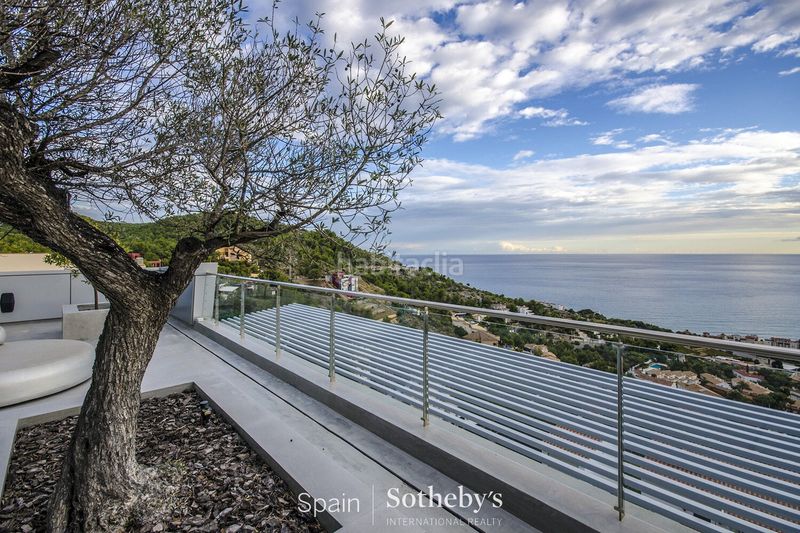Foto bcddec01-141a-45fa-a122-75df4e38c87c. Casa amb calefacció aparcament piscina a Levantina - Montgavina - Quintmar Sitges