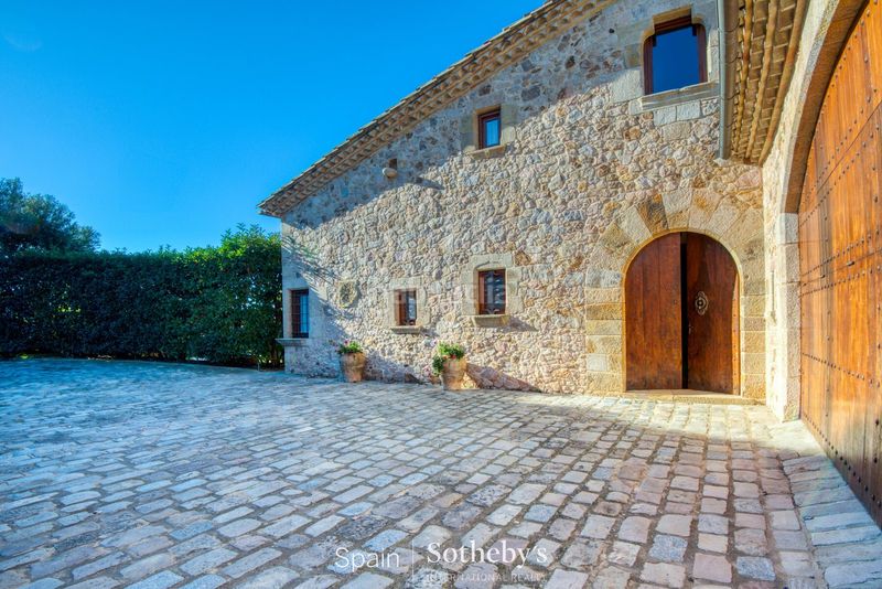 Foto d740e98c-b715-4195-980c-62ca9b668a20. Casa amb aparcament piscina a Sant Pol Sant Feliu de Guíxols