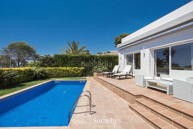 Foto defb88c3-b005-4e95-a85a-3910885669c5. Casa con riscaldamento parcheggio piscina in Fenals Lloret de Mar