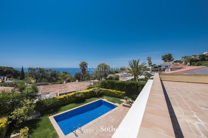 Foto f0174717-2c4e-448a-83f0-a8a94c933780. Casa con riscaldamento parcheggio piscina in Fenals Lloret de Mar