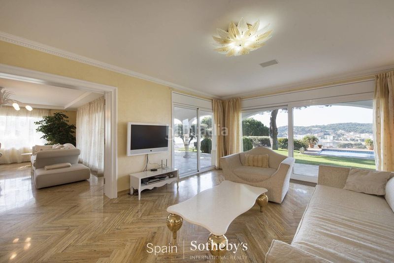 Foto 627d933a-6331-4cbe-8bd0-46ba1014f29d. Casa amb calefacció aparcament piscina a Volta de l´Ametller Sant Feliu de Guíxols