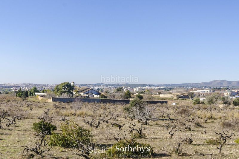 Foto b6a77fde-b757-4d64-ba17-402cbdfc3227. Masia amb calefacció aparcament a Masia Nova-Solicrup Vilanova i la Geltrú