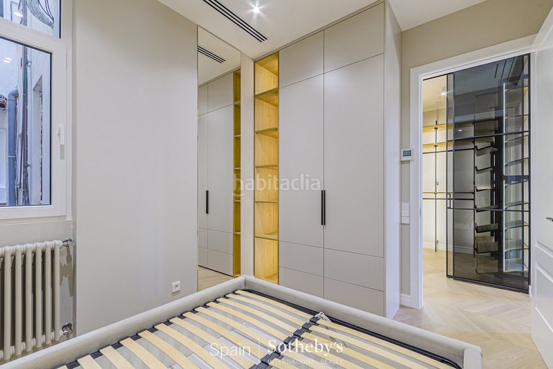 Foto d2b01b55-d526-4e87-82df-03f44f8b5f91. Apartament amb calefacció a Dreta de l´Eixample Barcelona