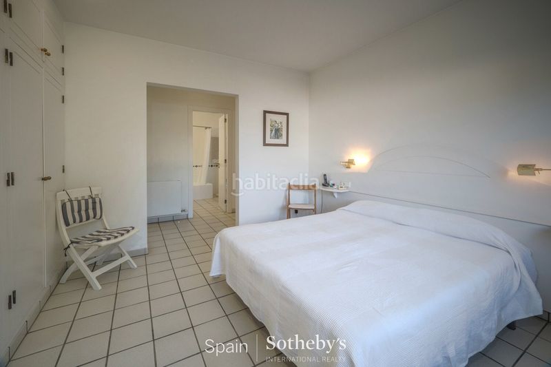 Foto a53ee35a-5333-4a24-a396-7cd82f4688c1. Casa amb calefacció aparcament a Port de la Selva (El)