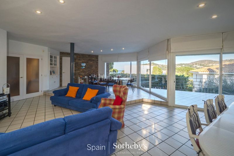 Foto d2f2e323-f2ca-4534-8c9e-27e13d772b41. Casa amb calefacció aparcament a Port de la Selva (El)