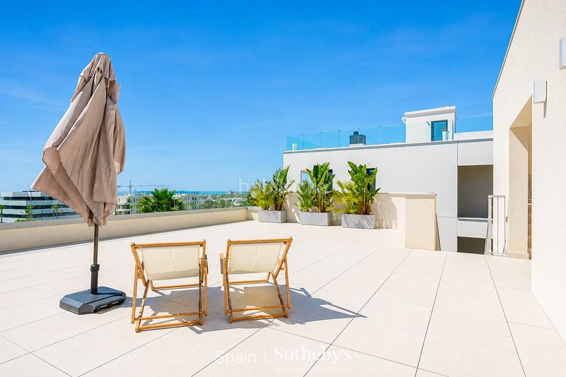 Foto aed7c2af-24af-4e2c-a6af-6b59b995125f. Maison avec chauffage parking piscine dans La Plana Sitges