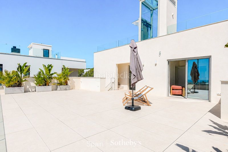 Foto f1c5b091-5959-4d03-95e5-f757c046b582. Maison avec chauffage parking piscine dans La Plana Sitges