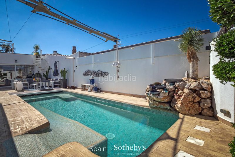 Foto bdc6fa3a-d928-4c83-a980-bf11aec38fee. Casa amb calefacció aparcament piscina a Montgrí Empuriabrava