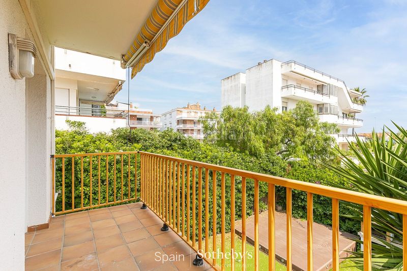 Foto 67a79d87-9947-4af8-837a-55ac0677c3c7. Casa aparellada amb calefacció aparcament a Can Girona - Terramar - Vinyet Sitges