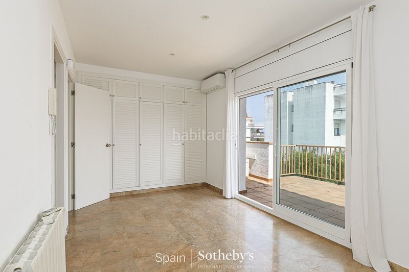 Foto f6a1b8ee-7376-4c0c-bd16-fc26138bd85c. Casa aparellada amb calefacció aparcament a Can Girona - Terramar - Vinyet Sitges