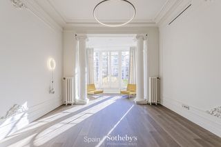 Apartament a Dreta de l´Eixample. Una ubicación excepcional para un apartamento renovado de alta c