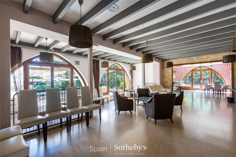 Foto 5e937690-d4ba-4fee-9556-f00039fd3c24. Casale in avenida catalunya 63 in Centre Sant Andreu de Llavaneres
