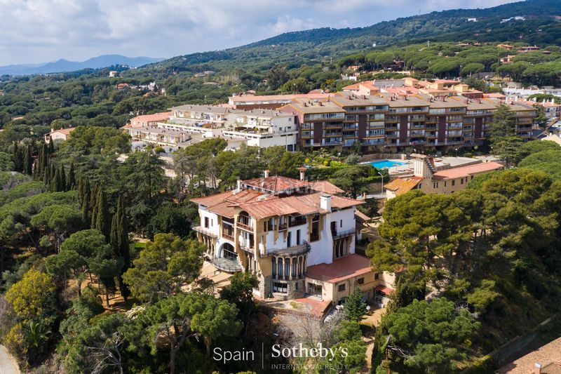Foto c0633649-3444-4cc7-888d-88cbb5130293. Casale in avenida catalunya 63 in Centre Sant Andreu de Llavaneres