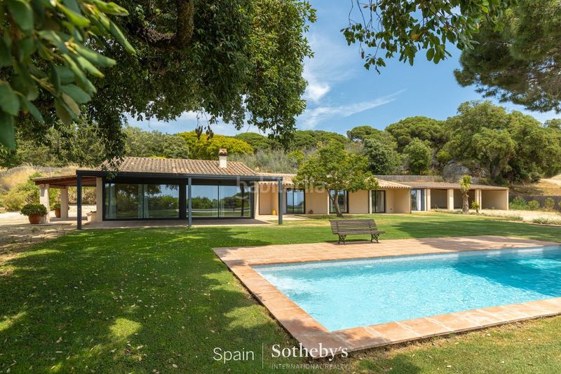 Foto 06fcb298-d63d-44f0-9f5e-bcf43abf3db9. Casa amb calefacció aparcament piscina a Supermaresme Sant Andreu de Llavaneres