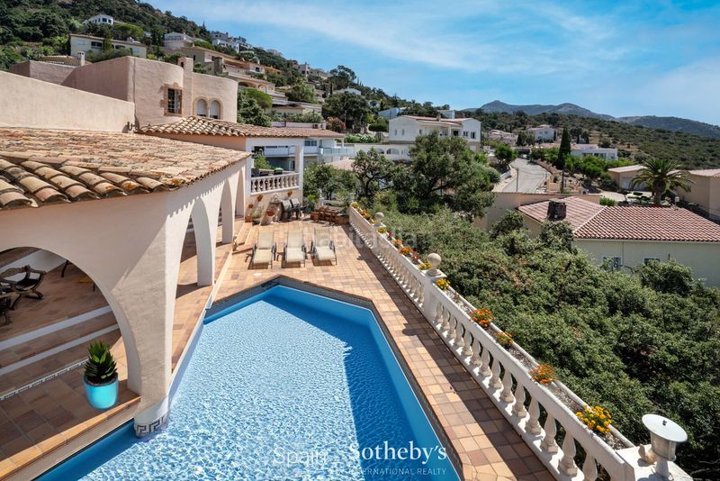 Foto 925e9166-b553-4ff8-b7da-01b10aeb6477. Casa amb calefacció aparcament piscina a Nord Roses