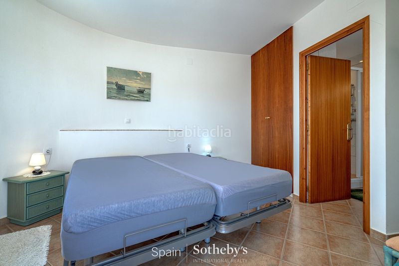 Foto e6b38298-d0b4-40dc-8b22-e5629919431a. Casa amb calefacció aparcament piscina a Cap Ras - Creus - Falconera Empuriabrava