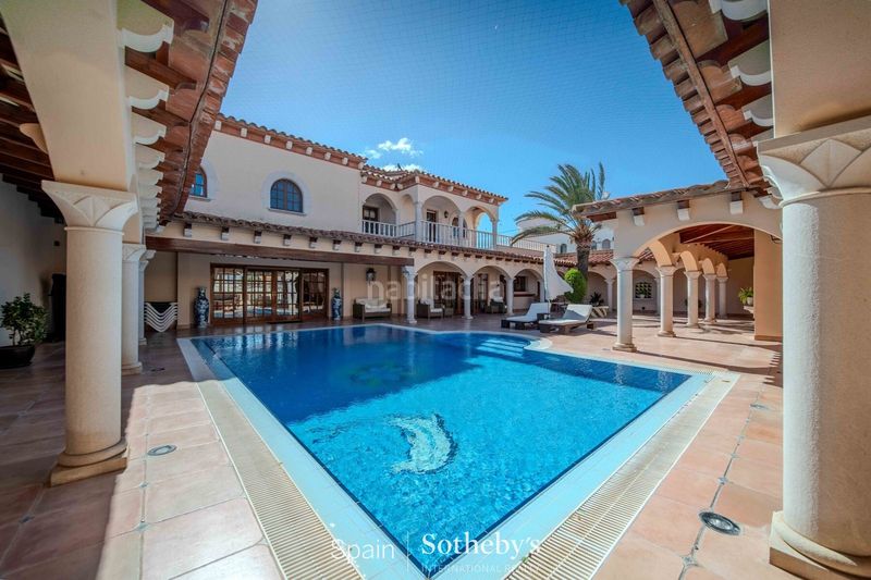 Foto 225aacba-6098-4bd9-8f96-6c437181a17b. Casa amb calefacció aparcament piscina a Salins - Cavall de Mar Empuriabrava
