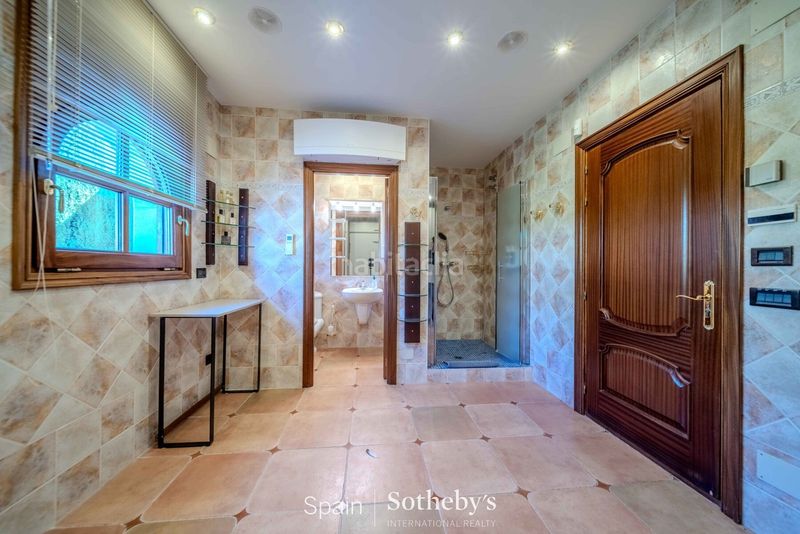 Foto b222ee67-789e-481d-8ced-134ee5ad40ec. Casa amb calefacció aparcament piscina a Salins - Cavall de Mar Empuriabrava