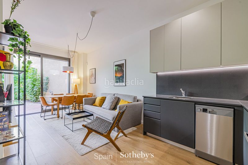 Foto 22b800f9-8ea9-4111-b75a-8448b7e9b0a2. Apartament amb calefacció a Raval Barcelona
