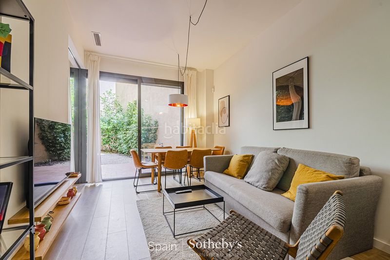 Foto f245f768-eab5-4978-a7c7-901a5b353e39. Apartament amb calefacció a Raval Barcelona