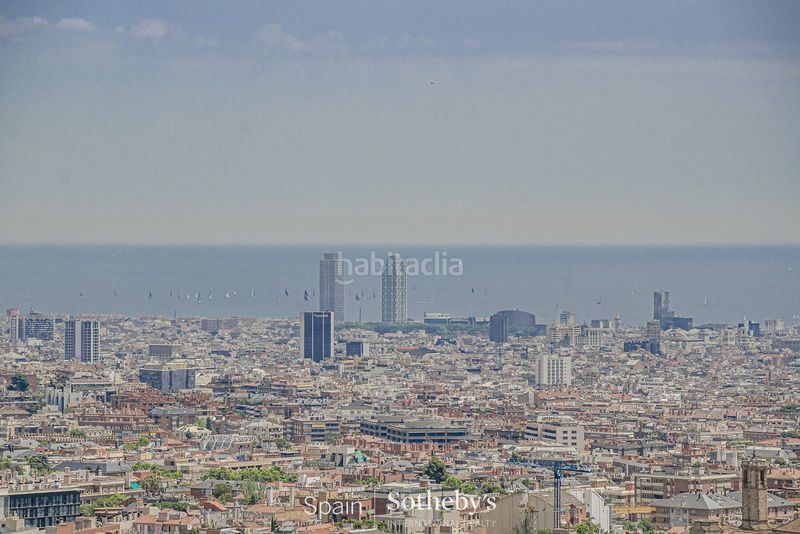 Foto 022d6a4a-d1e9-48b1-9606-07c62a7c8103. Casa amb calefacció aparcament a Sarrià Barcelona