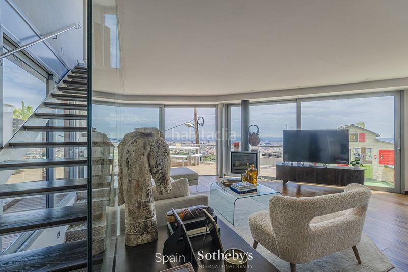 Foto 3189c2c7-ad3d-4789-aa72-958e75047f63. Casa amb calefacció aparcament a Sarrià Barcelona