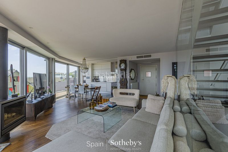 Foto 91028b99-ce48-4863-a28e-f98584387266. Casa amb calefacció aparcament a Sarrià Barcelona