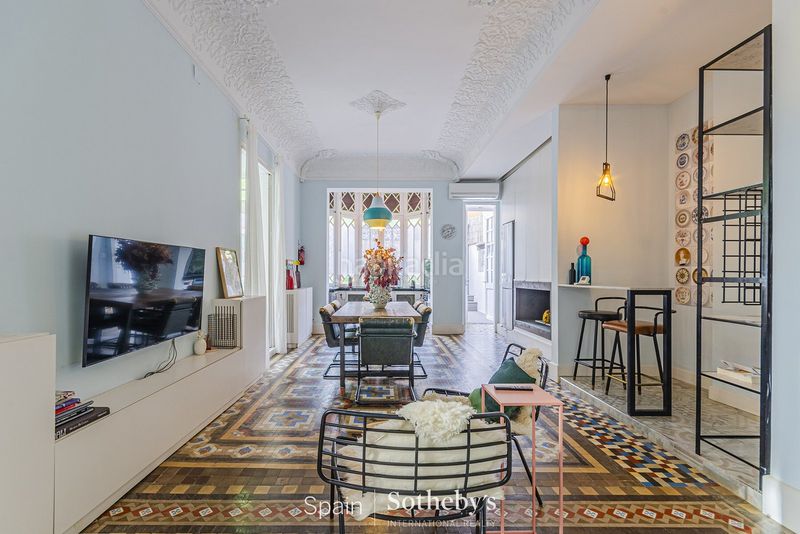 Foto a2d99f57-e5d9-4806-884e-bf382d3d2ff1. Apartament amb calefacció a Vila de Gràcia Barcelona